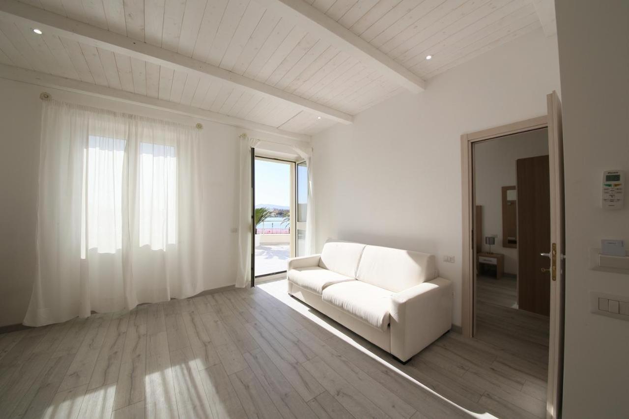 La Promenade Rooms & Suites Olbia Exterior foto