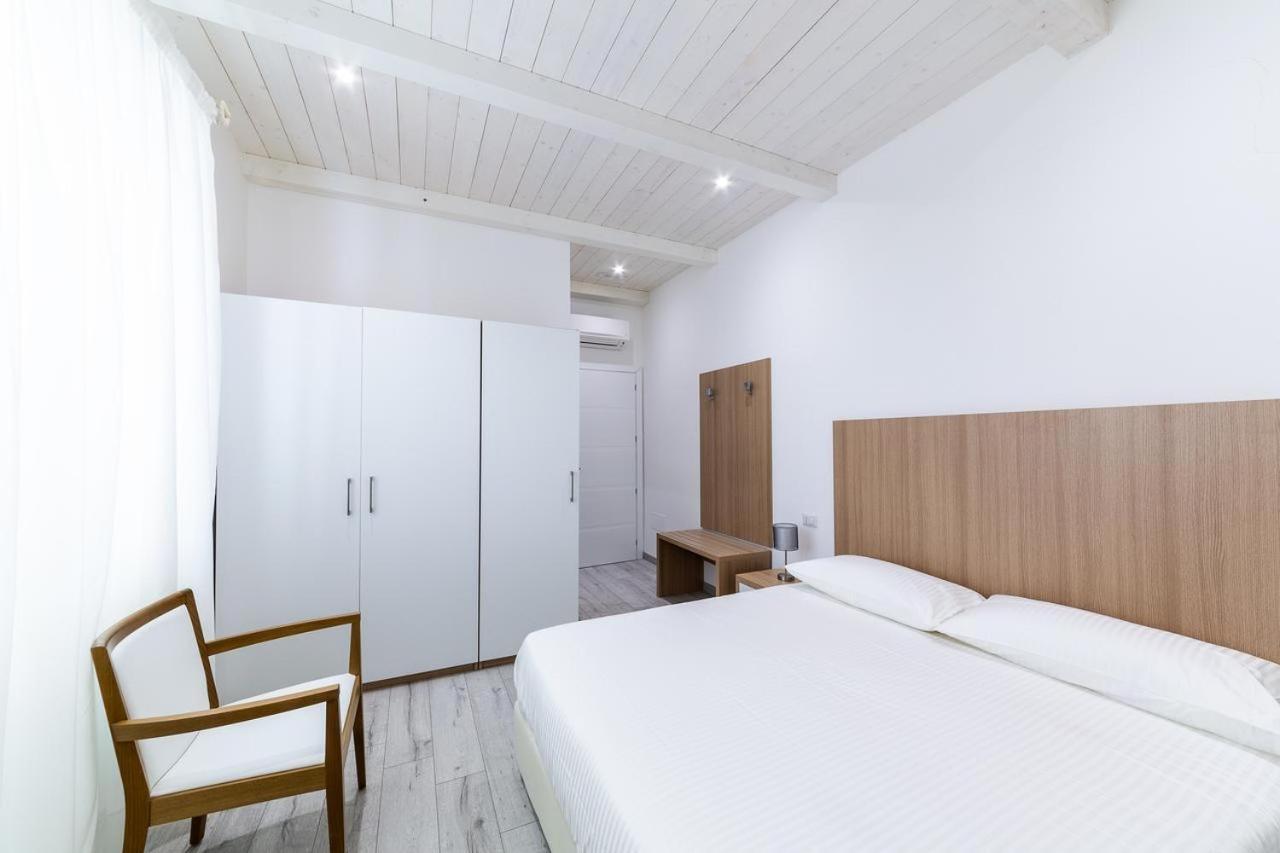 La Promenade Rooms & Suites Olbia Exterior foto